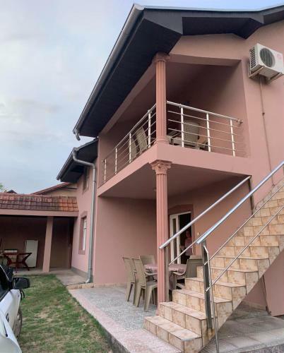 Apartmani Rasa Srebrno Jezero