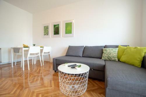 Central 1-bedroom Apartment (50sqm) - Duke