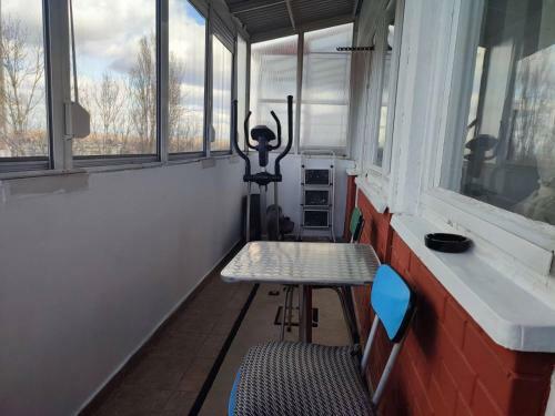 Quiet Apartment At A Popular Location