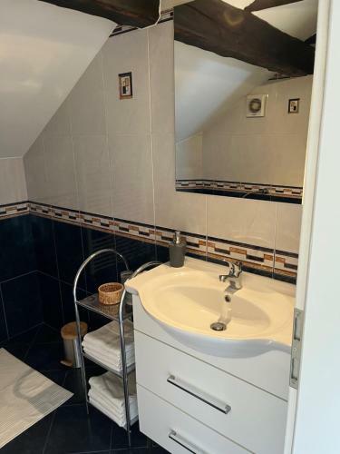 Apartamento Riverside Villa Avo