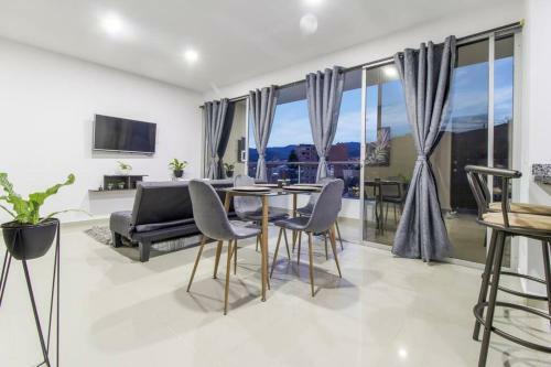 Amplio Apartamento En Calasanz - Estadio