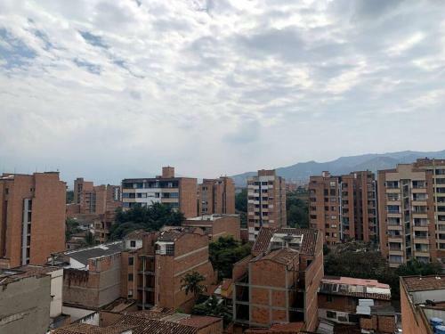 Apartamento Large Pent House Near Poblado With Free Parking