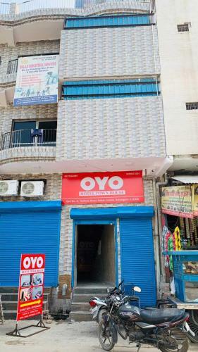 Oyo 91674 Hotel Town House