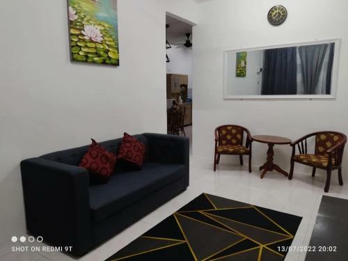 Apartamento Adempuri Homestay