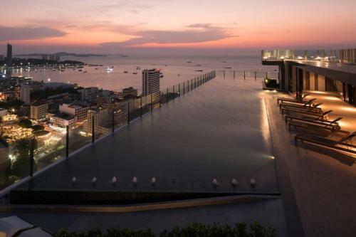 Apartamento 21floor Big Balcony Sea View The Base Condo