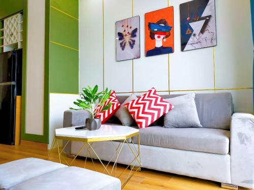 Trips Apartmen & Home Stay Quy Nh?n