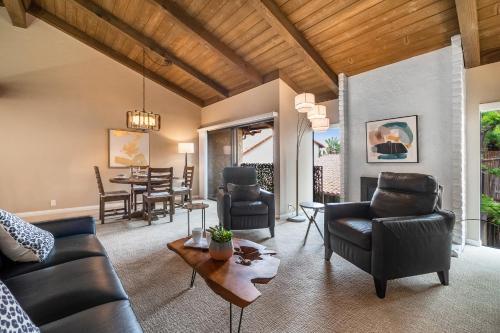 La Costa Village Charm