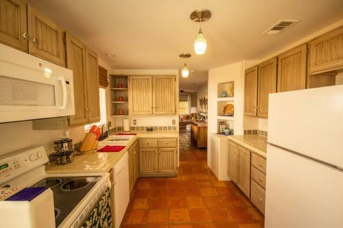 Claudia's Cove Retreat