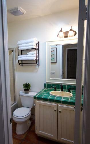 Claudia's Cove Retreat