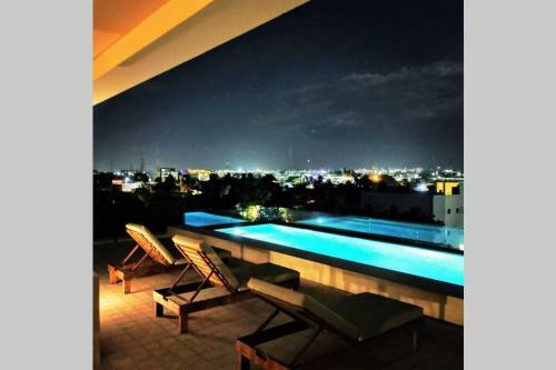 Apartamento Kaab Atp New Vacation Apt With Rooftop Pool, Cozy!