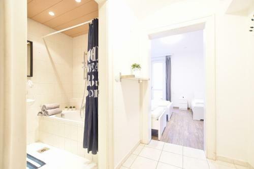 Super Central Apartment With Awesome Mountain View