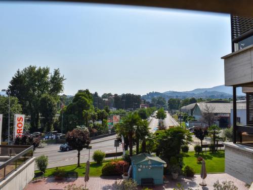 Apartment Residenza Cassarate Lago-2