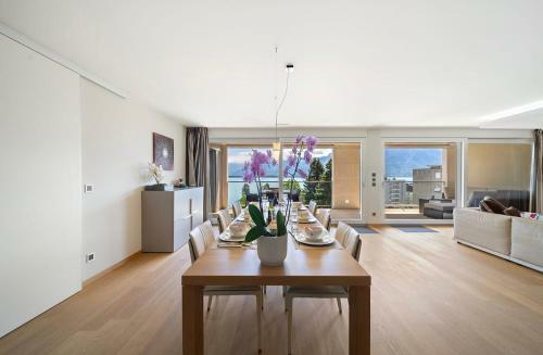 Montreux Center Panoramic Views 4bd Apartment