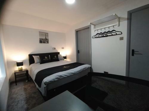 Black Pearl Luxury Apartments