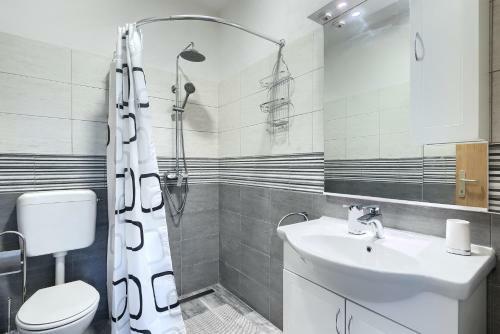 Charming 2-bed House In Marcana