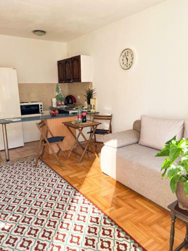 Panda Apartment