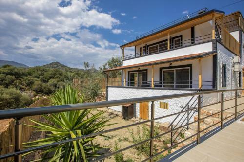 Villa House W Private Pool And Jacuzzi In Kas
