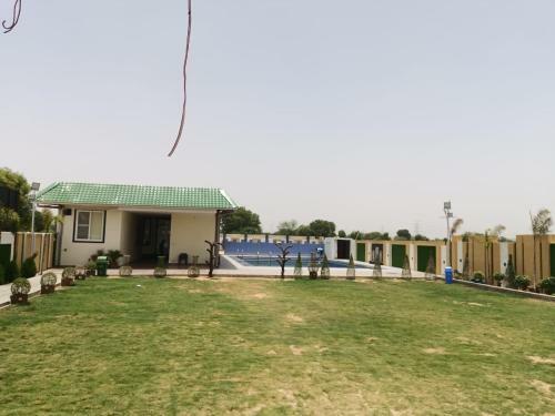 Hotel Sparsh Canopy Resort