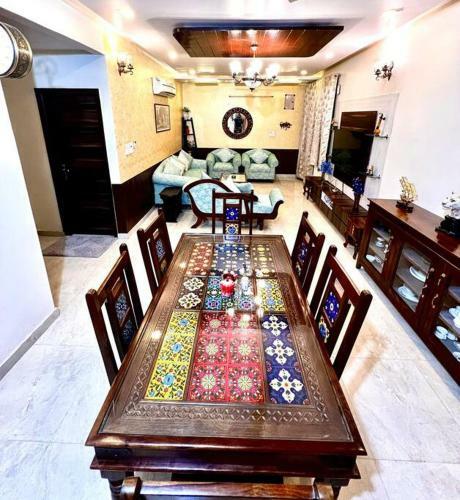 Apartamento *serene*- A 3bhk Luxurious Homestay