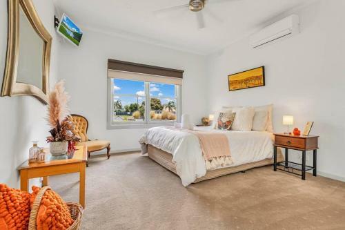Maidens Rest - Luxury Riverfront Adults Retreat