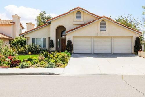 Gorgeous Spacious Retreat; 20 Min To Legoland!