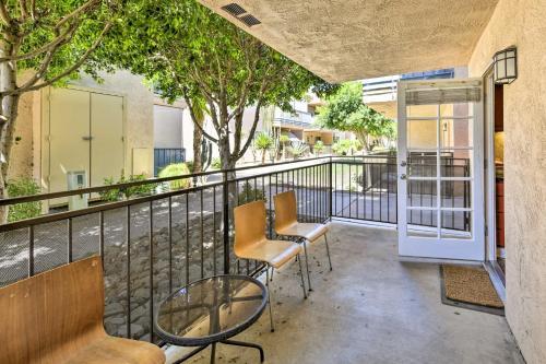Apartamento Lovely Palm Springs Condo With Pool Access!