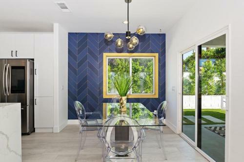 Palm Springs Lux Villa W Priv Pool & Spa Id# 5013