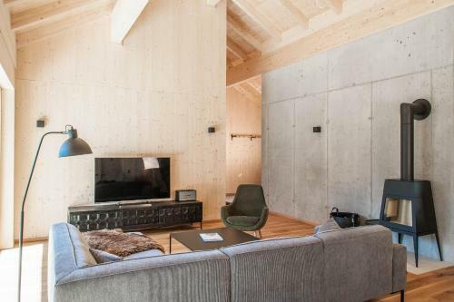 Th�rl 149 - Skandinavisches Design Mit Bergblick