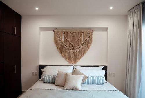 Blue Luxury 1 Bd Apartment - Direct Exit To The Pool - Fast Wifi - Free Parking