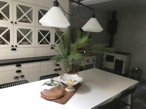 La Casona Del T�o Pedro