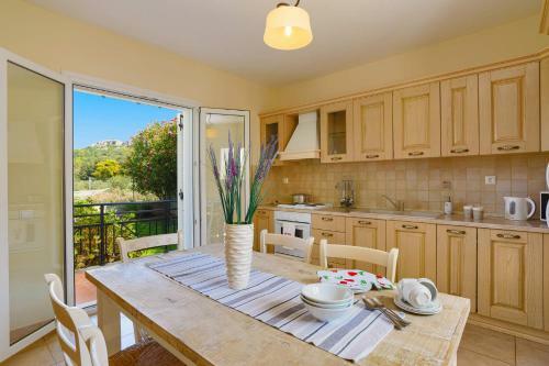 Villa Apollo Springs By Villa Plus