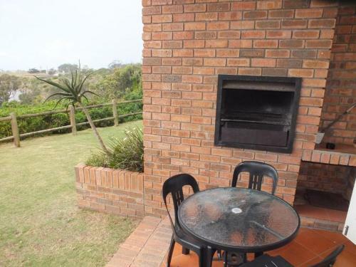 Dolphins View - Beach Apartment