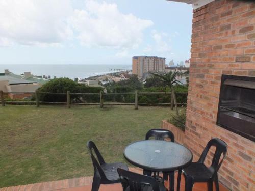Dolphins View - Beach Apartment