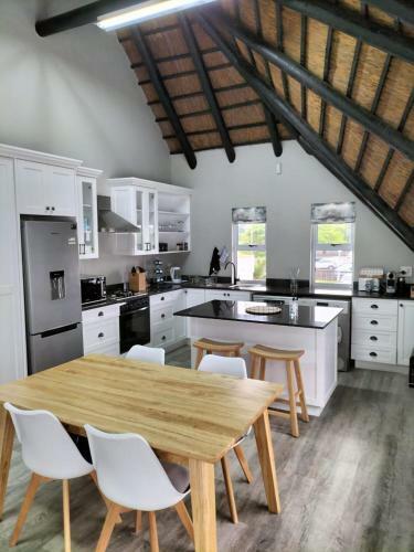 Modern 2 Bedroom Apartment In St Francis Bay