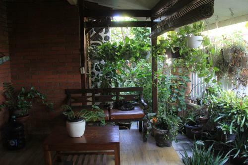 Brother's Family Homestay