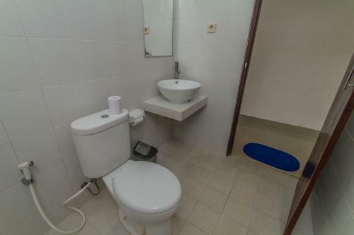 Hostal Ratna Guest House