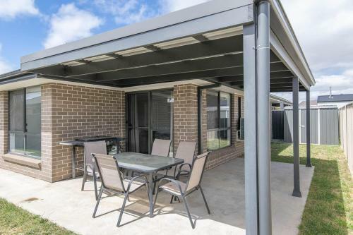 Majestic Villa Pet Friendly Cosy & Homely