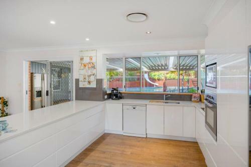 Palm Hill - Pool, Ducted Aircon, Space