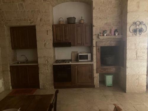 Casa Tipica Pugliese Con Volte A Cupola E Giardino