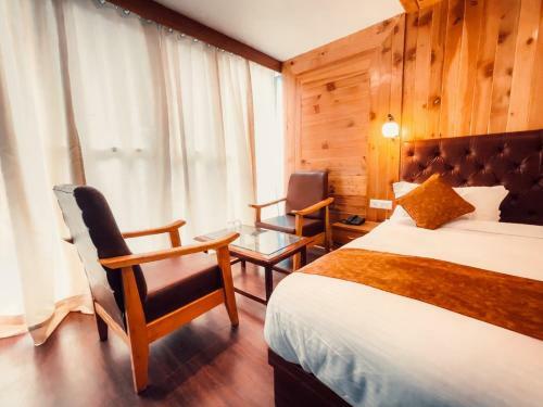 Hotel Vista Resort-centrally Heated & Air Cooled