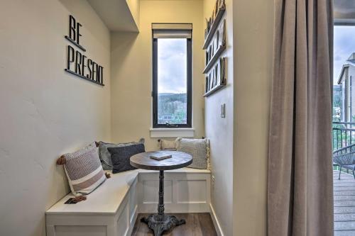 Mod Winter Park Townhome With Rooftop Balcony!