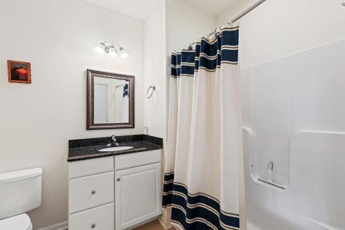 Grande At Canal Pointe -- 37697 Ulster #12
