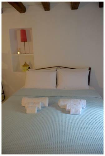 Nefeli Castle Stone House Inside The Fortress