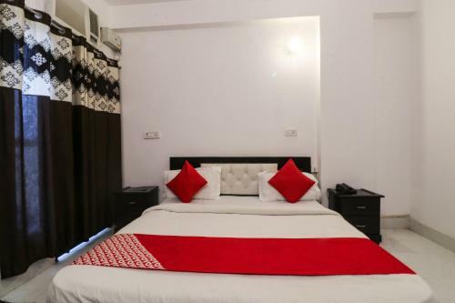 Hotel Oyo Flagship 61218 Silver Palace