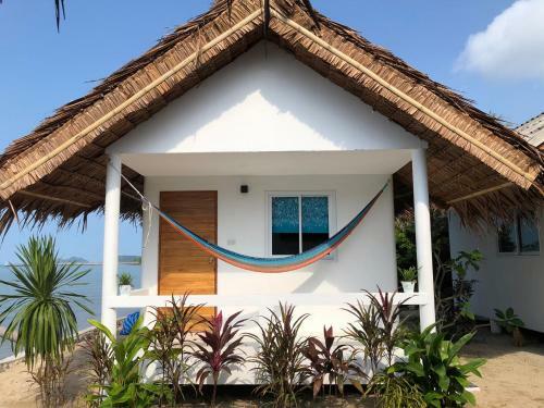Hotel Sand Terrace Beach Bungalows