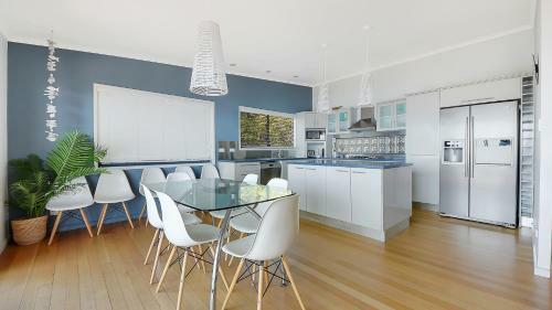 Sahara Blue At Tangalooma Resort