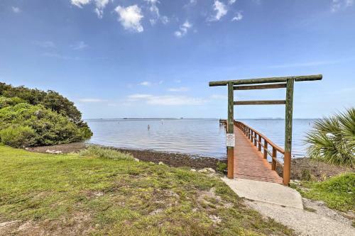 Pet-friendly Coastal Home Near Water Views!