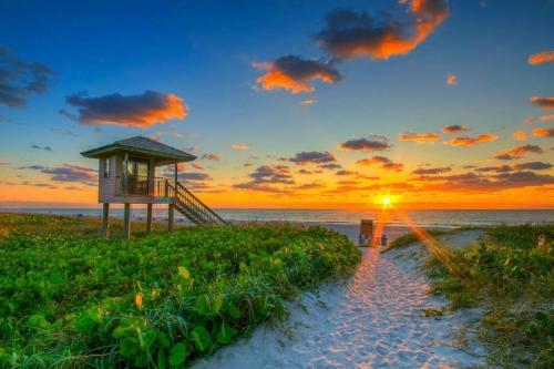 Cozy Cottage In Delray Beach
