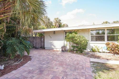 Twin Palms: A Chef's House Close To Beach * Super Kid Friendly