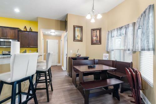 Florida Getaway: 4/3hm ?15ft Swimspa?near Beaches
